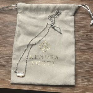 Kendra Scott Necklace 🤍